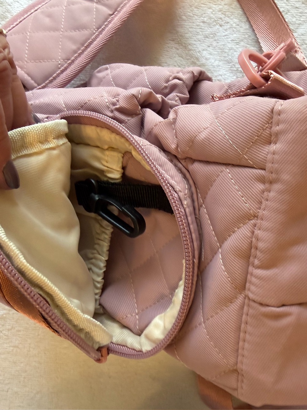 Quilted Crossbody Water bottle Sling Bag - light purple - Picture 4 of 10